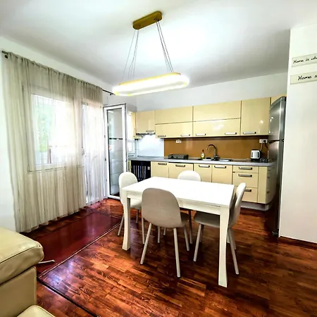 Luxury Lägenhet Podgorica